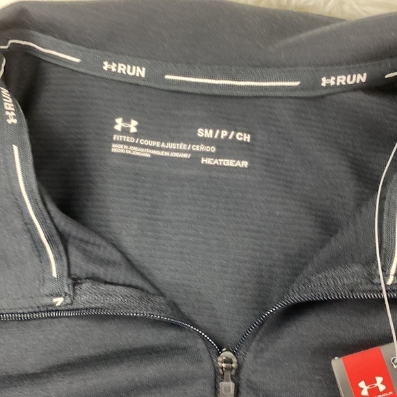 🔥$SALE$🔥 NWT Under Armour Running Long Sleeve - Picture 2 of 7